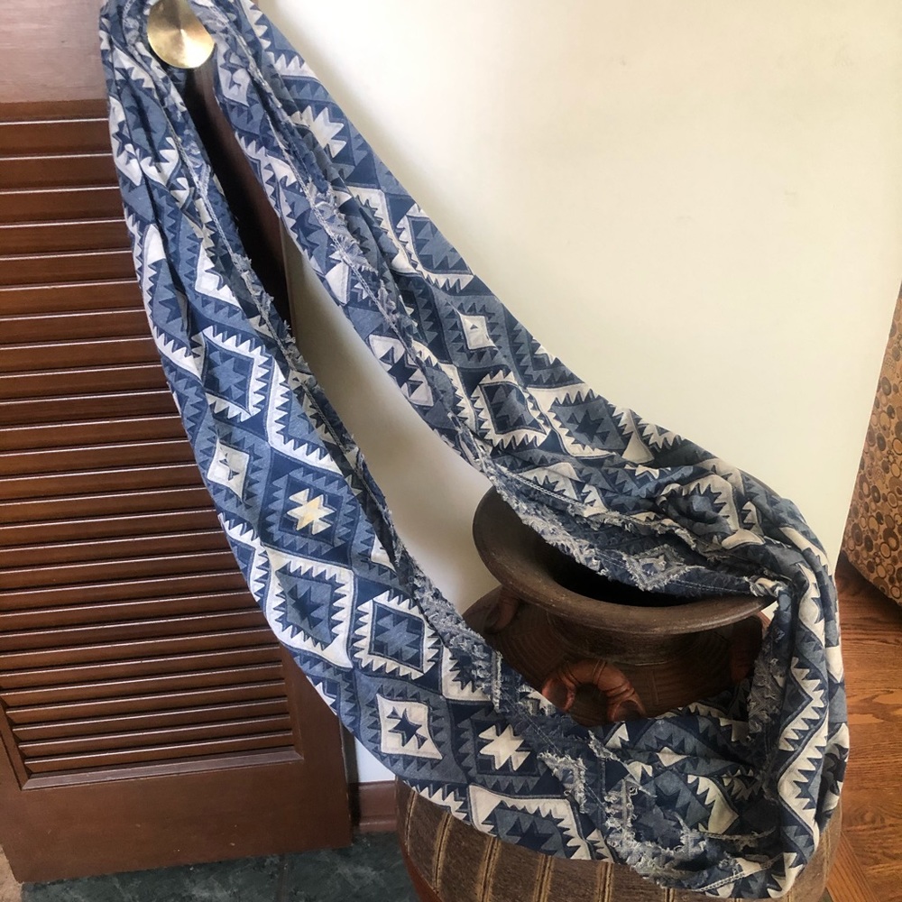 Circular Scarf